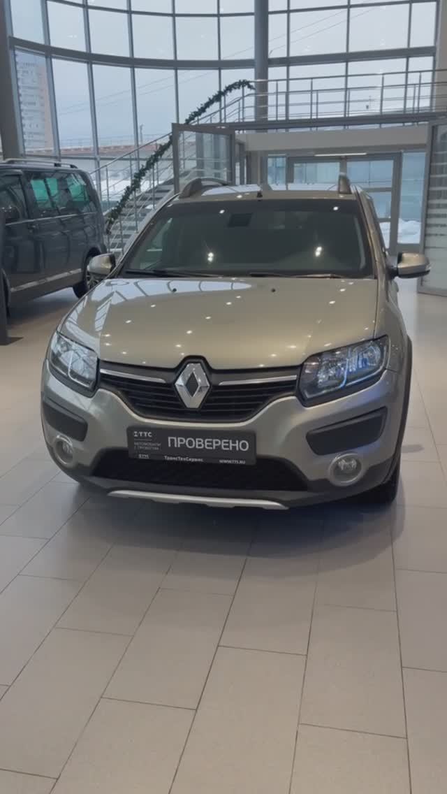 Renault Sandero '2016 года смотреть онлайн