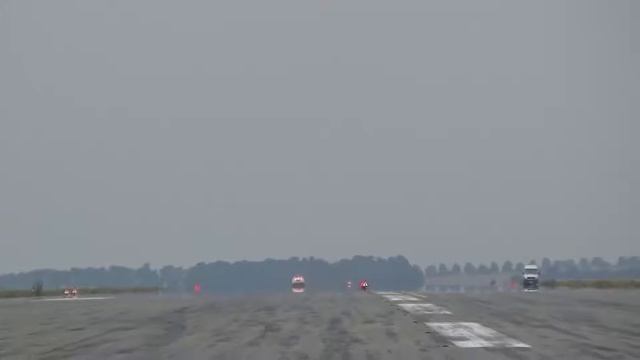 NISSAN GTR R35 Vs TOYOTA SUPRA