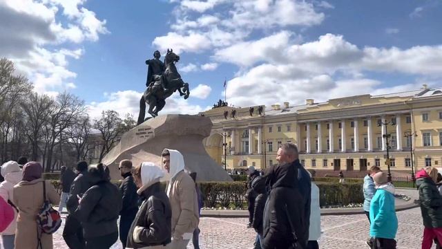 В Питере ….Медный всадник …. смотреть онлайн