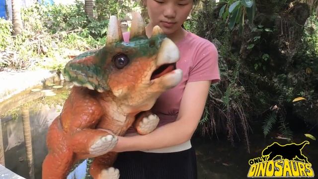 Juvenile Triceratops Puppet DP-56 смотреть онлайн
