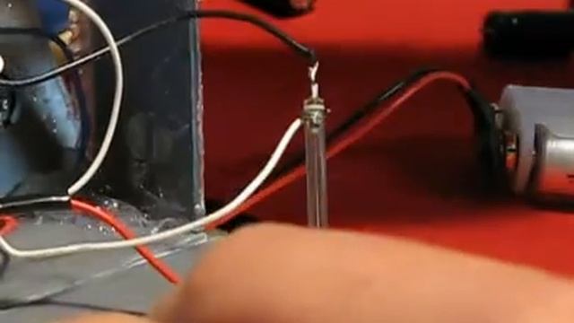 Xenon Flash Tube смотреть онлайн