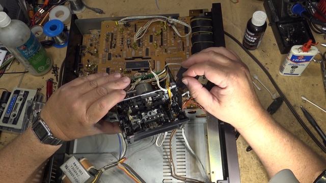 Akai GX912 Professional Cassette Deck Jammed tape repair смотреть онлайн