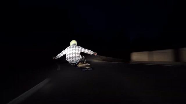 Never too late for one run more! sacha y santi смотреть онлайн