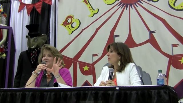 Ladies of Evil Dead-South TX Horror Con 2013 смотреть онлайн