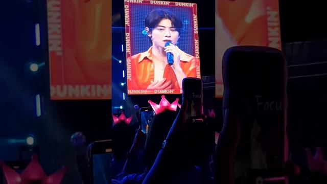 Dunkin Fan Meet, Cha Eun Woo singing Focus On Me #dunkin #fanmeeting #chaeunwoo #astro