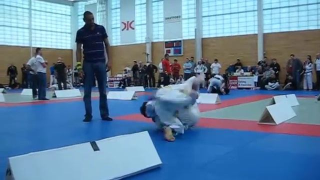 Amin, 70kg Blue Belts @ English BJJ Open 2010