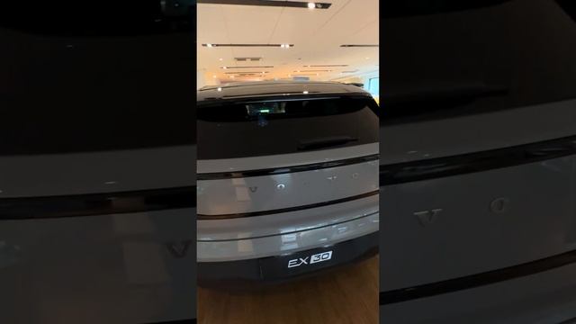 ‘’3.6с 0-100 Volvo EX30 поедет или нет?? ‘’ смотреть онлайн