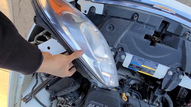 Chevy Impala - Replace / Change HEADLIGHT | LOW / HIGH BEAM BULB / TURN SIGNAL BULB (2006-2016)