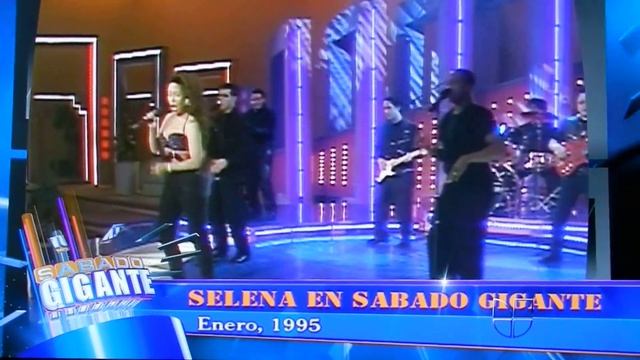 Selena Sabado Gigante 8-13-11 By Rzemog for Selena Forever смотреть онлайн