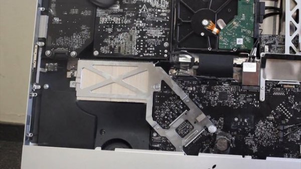 Чистка от пыли iMac 27"