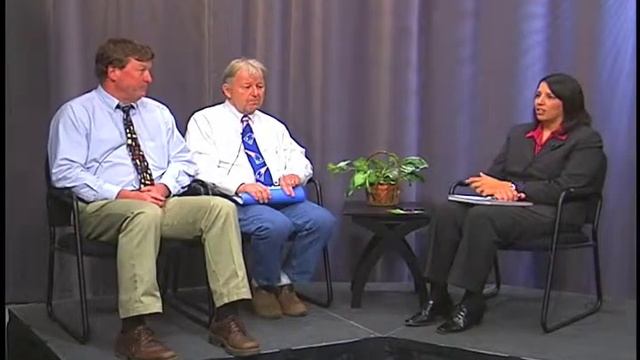 Richard Rennard and David Knowlton with host Mayor Kimberley Driscoll смотреть онлайн