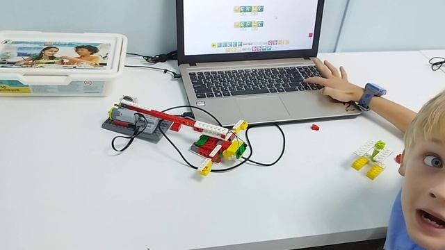 Робототехника, часть 2 Кран смотреть онлайн