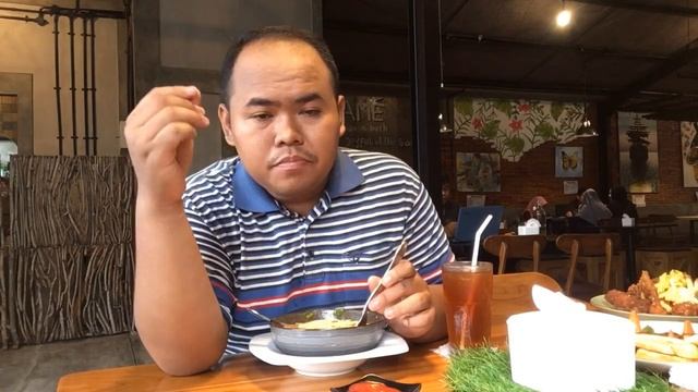 Dragon Ramen Menu Favorit Di Radikal Cafe And Whatever | #KulinerMadiun смотреть онлайн