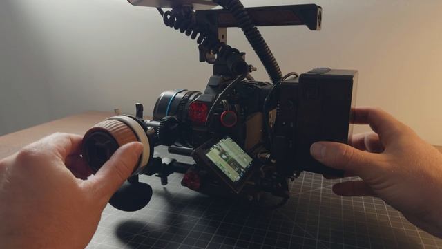 Updates to my Fuji X-H2s Cinema Rig! (SmallRig Follow Focus F60 + 99Wh V-Mount Battery) смотреть онлайн