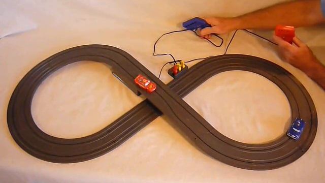 CARS - Neon Nights Challenge Slot Car Racing set overview-demo.wmv смотреть онлайн