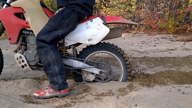 Дрифт и смертельное падение на Honda x650r смотреть онлайн