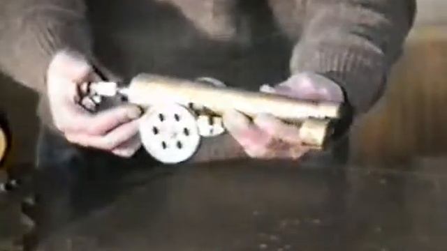 Законы сохранения Пушка с несимметричным зарядом смотреть онлайн