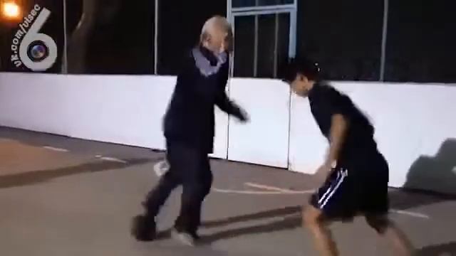 Дед отжигает messi в старости ! смотреть онлайн