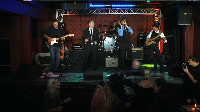 The Blue Jets recorded Live at Mercury Lounge, Cape Town - Nov 2015 смотреть онлайн