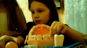 Мистер Зубастик лечим зубы!!!