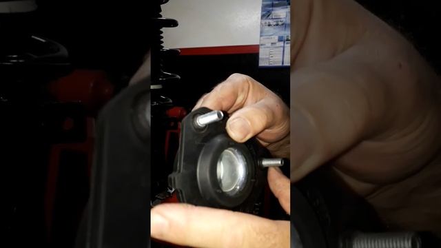 Qual a posição correta do Coxim amortecedor ??Ford EcoSport,Fiesta . смотреть онлайн