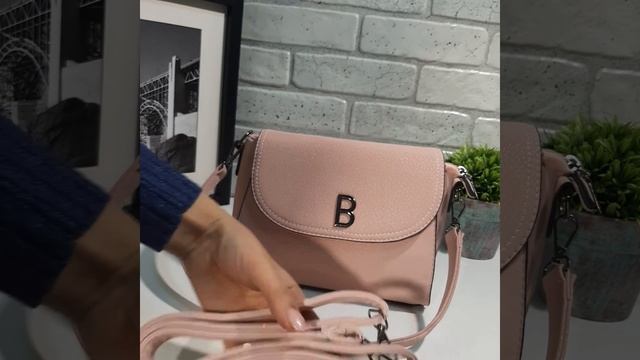 Женская сумка из высококачественной экокожи Angela Bernardi смотреть онлайн