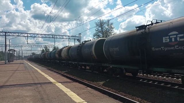 "Парад БТСов" на Варшавском ходу, станция Сиверская смотреть онлайн