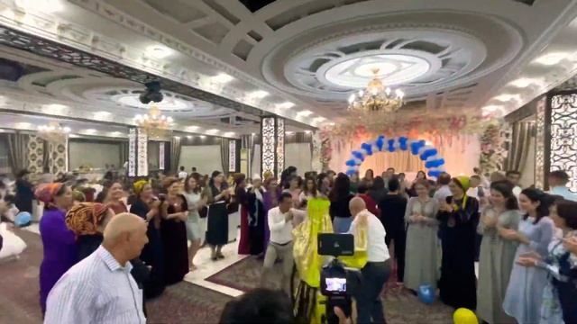 ZARAFSHON TOY AVJIDA.
Magsat Karayev . Kanalga obuna boling doslar . смотреть онлайн