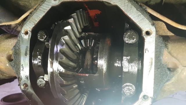 Welding The Diff In a AE71 Corolla With a 4AGE! смотреть онлайн