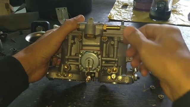 Weber 40 carburetor for Chevy #676 смотреть онлайн