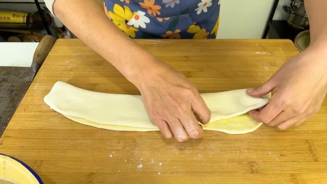 奖牌到手，做排骨乱炖庆祝一下，有肉有菜有馍，吃着咸香过瘾 смотреть онлайн