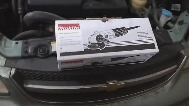 Купил новую болгарку для работы. смотреть онлайн