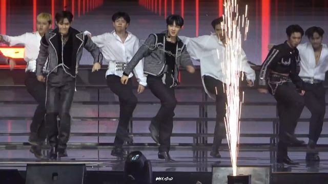 220619 DMD LAND - JIKJIN & Kill This Love (NuNew Focus)