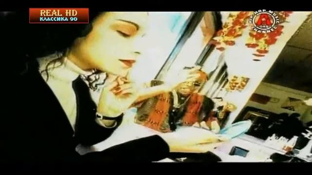Reel 2 Real - I Like To Move It смотреть онлайн