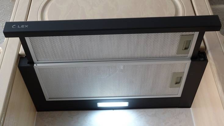 УСТАНОВКА ВСТРАИВАЕМОЙ ВЫТЯЖКИ . смотреть онлайн