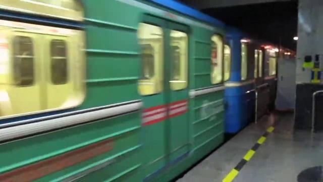 81-714.5 (ЛВЗ/ВМ), №8901-8247-8246-8902, ст. Проспект Космонавтов, Екатеринбург смотреть онлайн