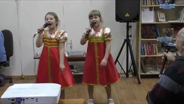 Вокальный дуэт Милана Фокина и Таня Шикина смотреть онлайн