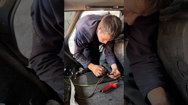 В работе ВАЗ 2114 #universal #автозвук #ильдаравтозвук ￼ смотреть онлайн