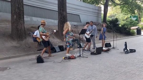 Крутые уличные музыканты - Jonny be good - cool street musicians