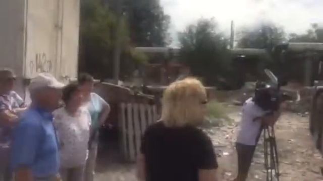 Свалка в жилом районе астрахани смотреть онлайн