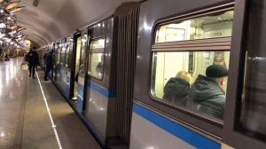 81-740/741.1 Русич На станции Тропарёво