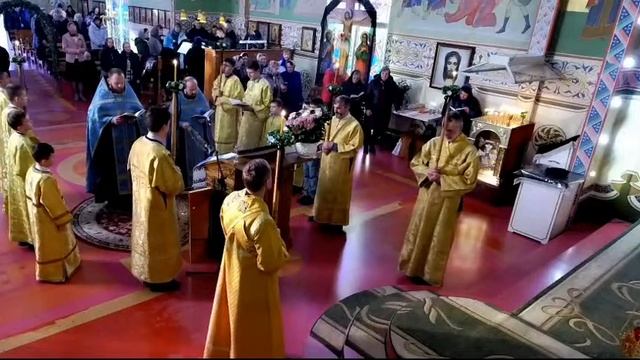 19.04 Вечірня. Похвала Пресвятій Богородиці смотреть онлайн