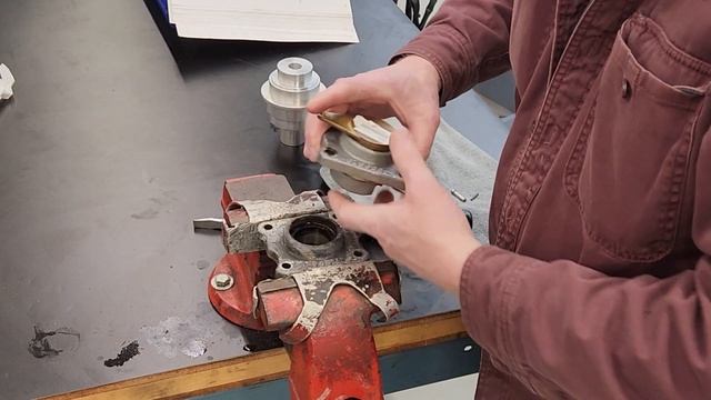 Volvo Penta DPS A Shift Actuator Seal Change смотреть онлайн