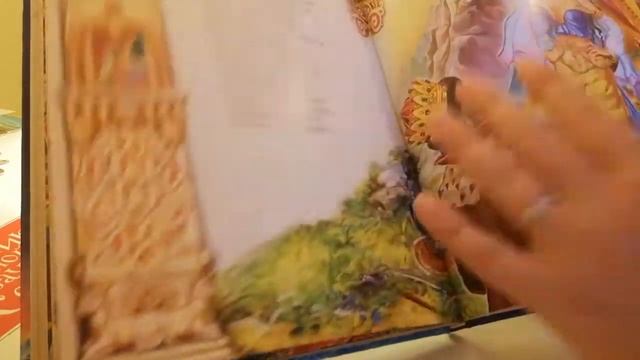 АСМР: Читаем и листаем ккнижку смотреть онлайн