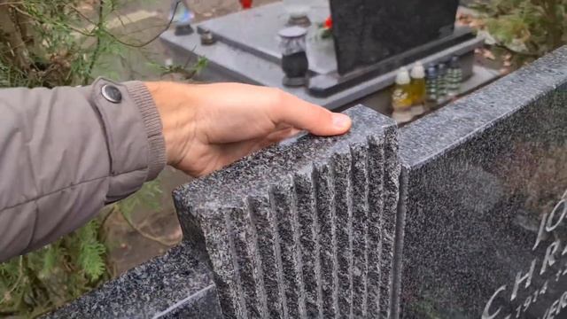 КРАСИВЫЙ ПАМЯТНИК ИЗ СЕРОГО ГРАНИТА! смотреть онлайн