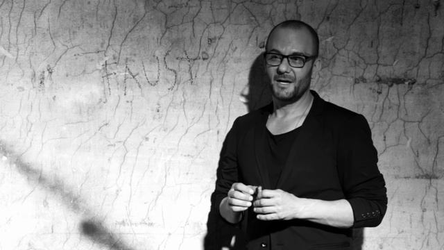 Johann Wolfgang Goethe: Faust // Premieri: 21. septembra in 30. oktobra 2015 смотреть онлайн