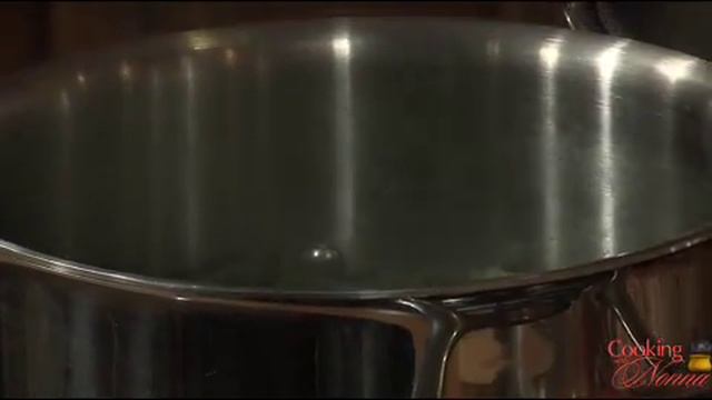 Polenta with Broccoli Rabe and Sausage - Rossella's Cooking with Nonna смотреть онлайн