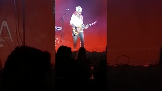 Немного видео с творческого вечера Сергея Маврина и Артура Беркута 8 июля 2022 года смотреть онлайн