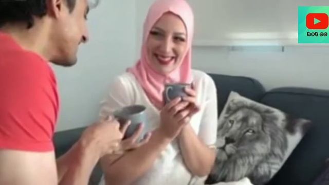 Indian Muslim Couple Romantic Kissing / Hot Movies