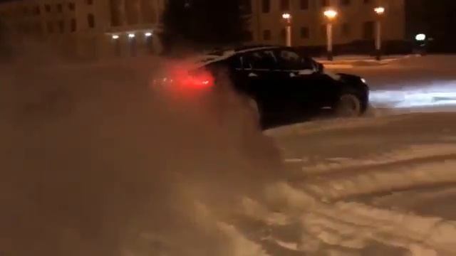 Bmw X6 M50 Snow Fun смотреть онлайн